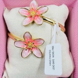 Piper K Gold Tone Floral Cuff Bracelet